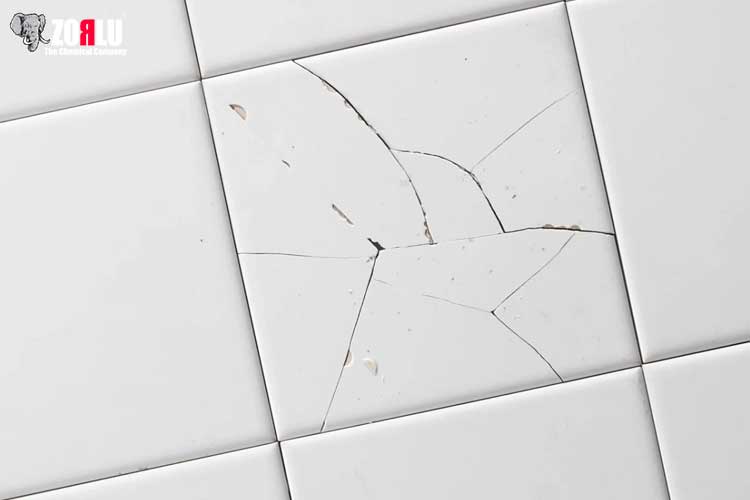 علت ترک خوردن سرامیک دیوار و کف